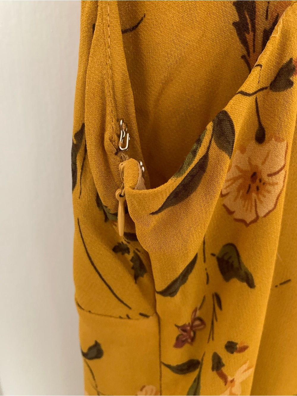 Reformation Lluvia Dress - Picture 5 of 10